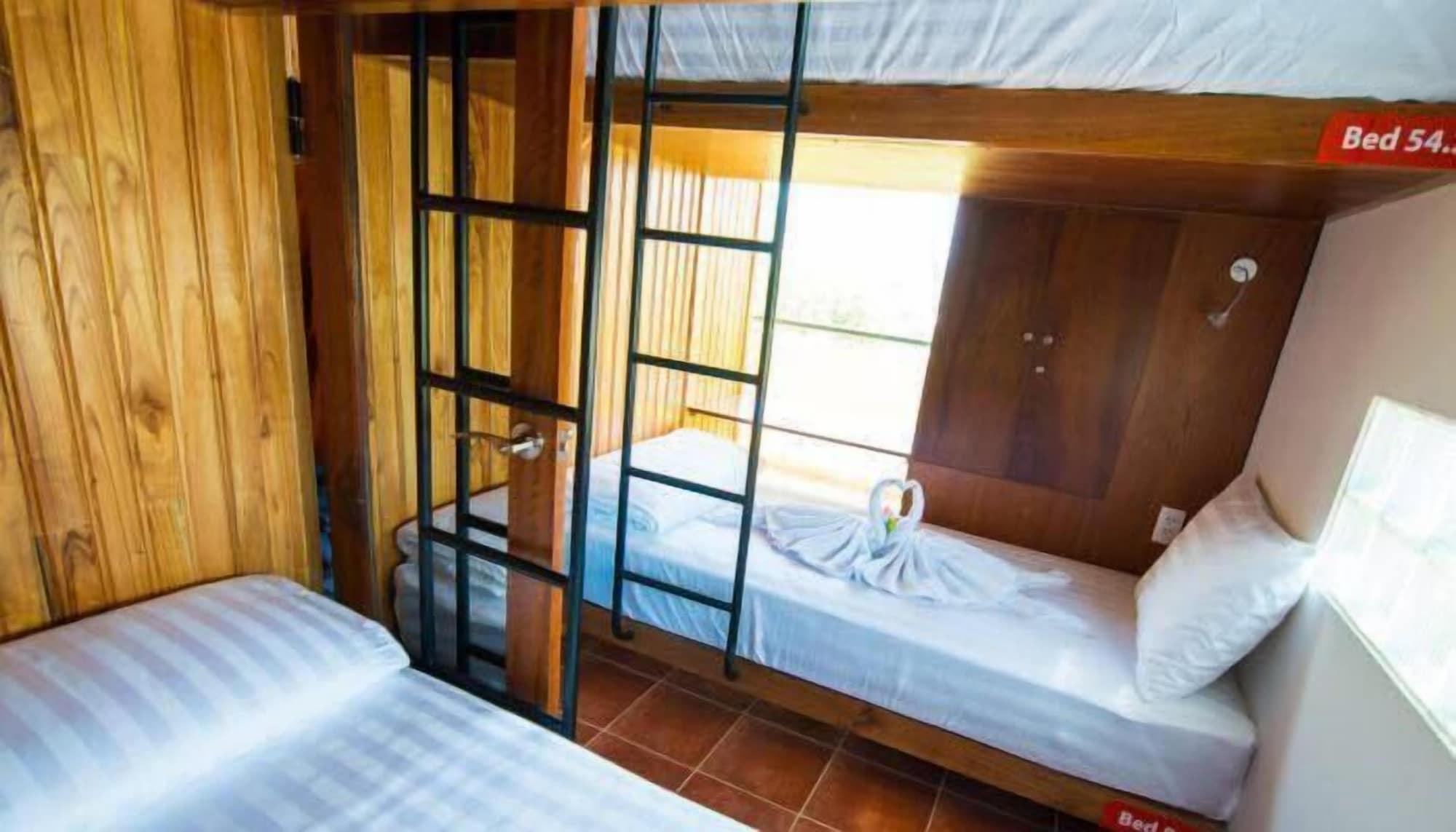 Tabalo Hostel Nha Trang Luaran gambar